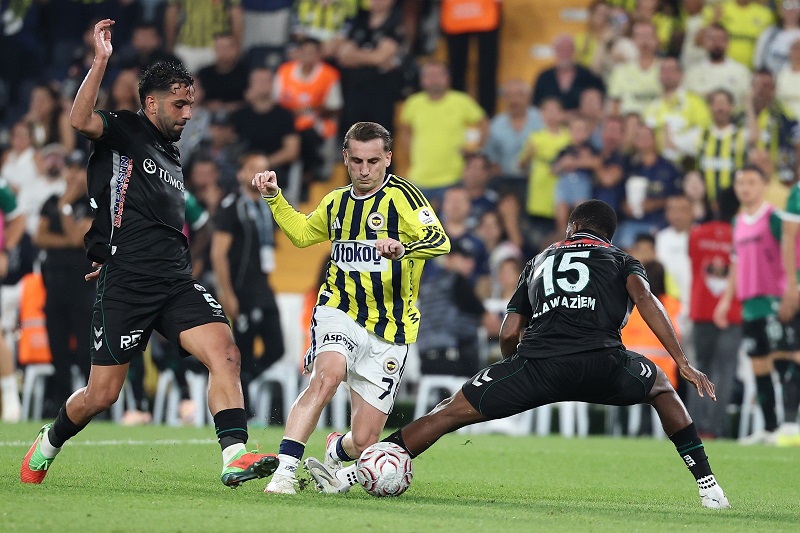 Kerem Aktürkoğlu'ndan mesaj var