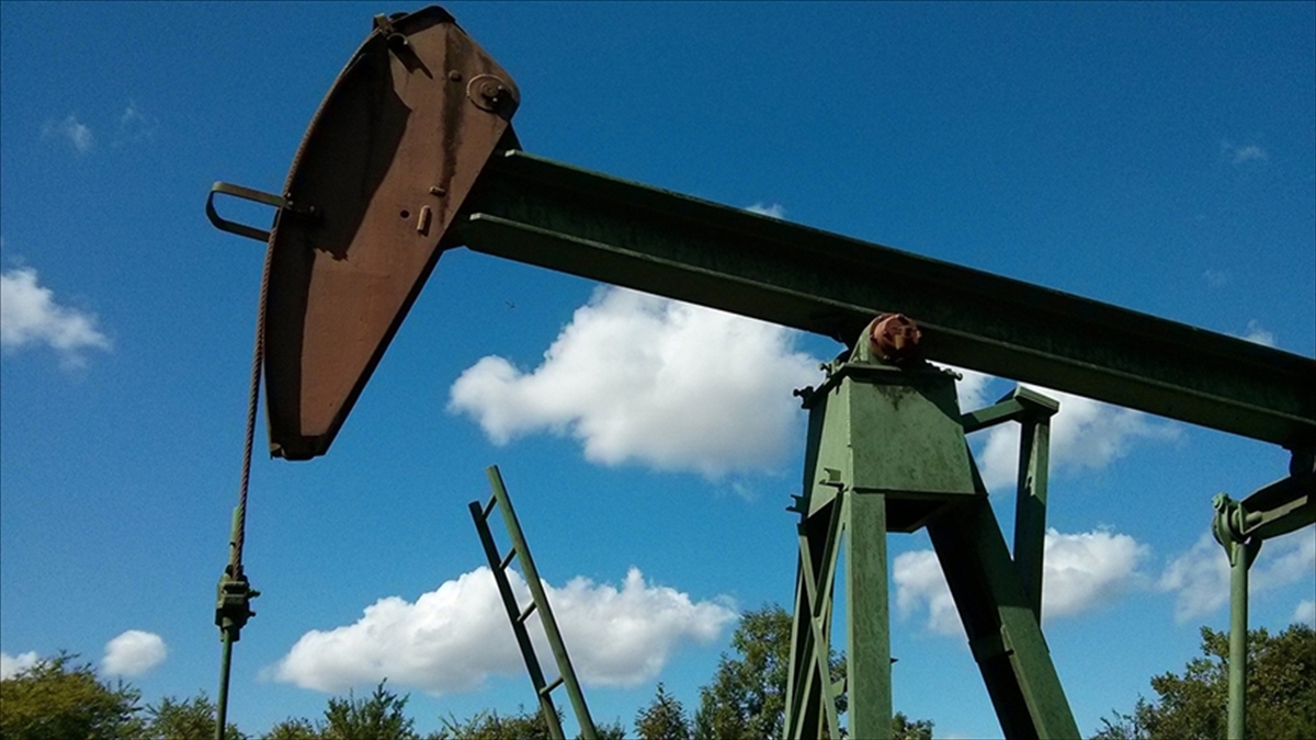 Brent petrolün varil fiyatı 87,08 dolar