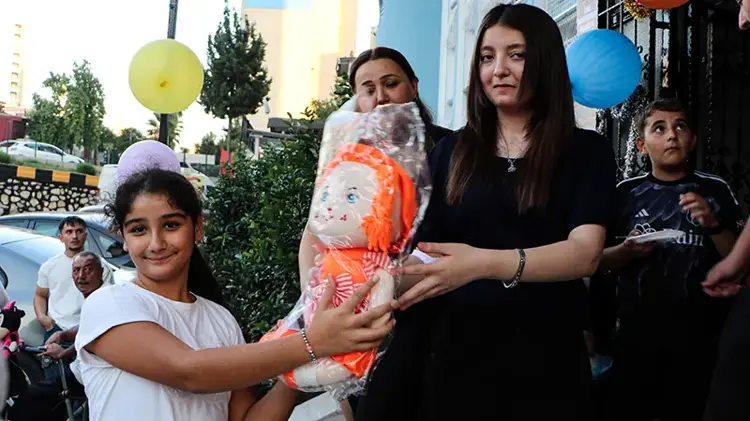 12'nci kattan düşüp hayatta kaldı