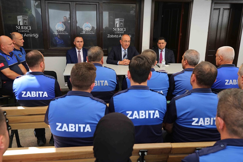 Kavuş Zabıta ekipleriyle bir araya geldi