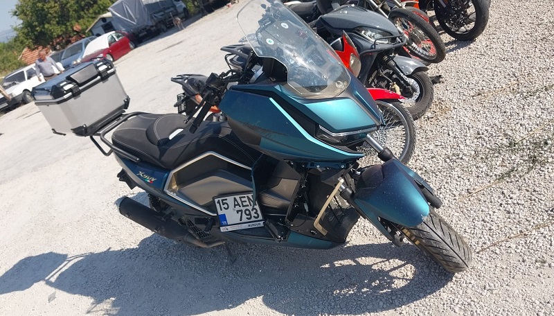 Düğün günü kazada hayatını kaybetti