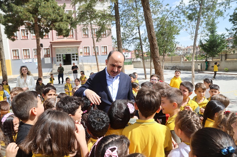 Okul zili çaldı