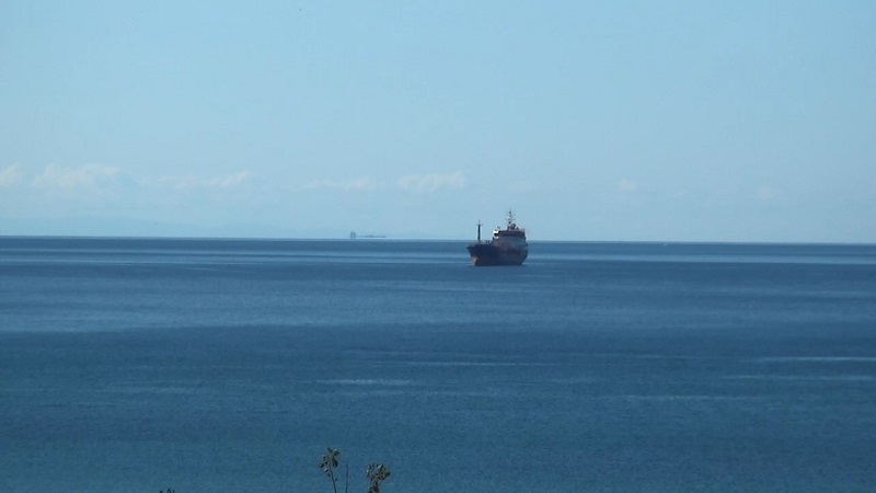 Silivri'de batan geminin mürettebatı aranıyor