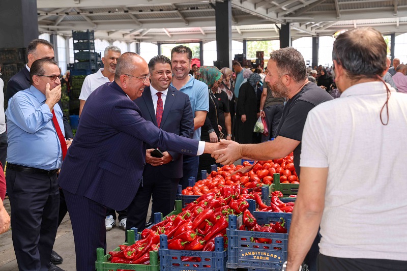 Meram'da kapalı pazar yeri yenilendi