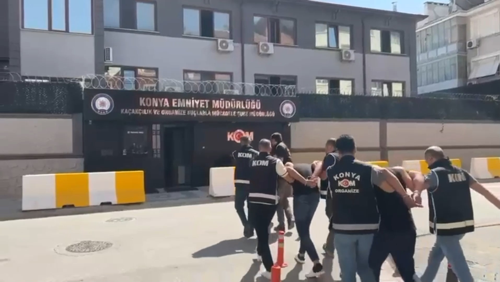 Konya'da 'Kıskaç' operasyonu: 20 gözaltı