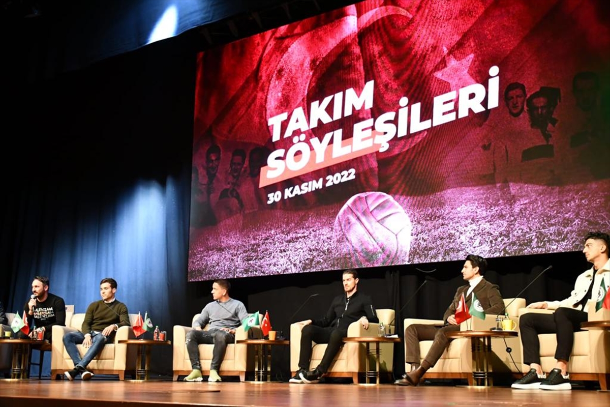Konyasporlu futbolcular, Şut ve Gol: Türk Futbol Tarihi Sergisi'ni gezdi