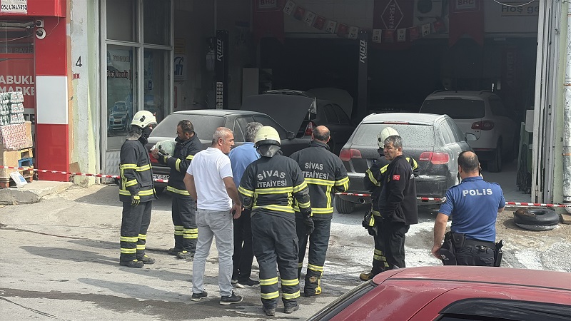 Oto LPG dönüşüm servisinde patlama