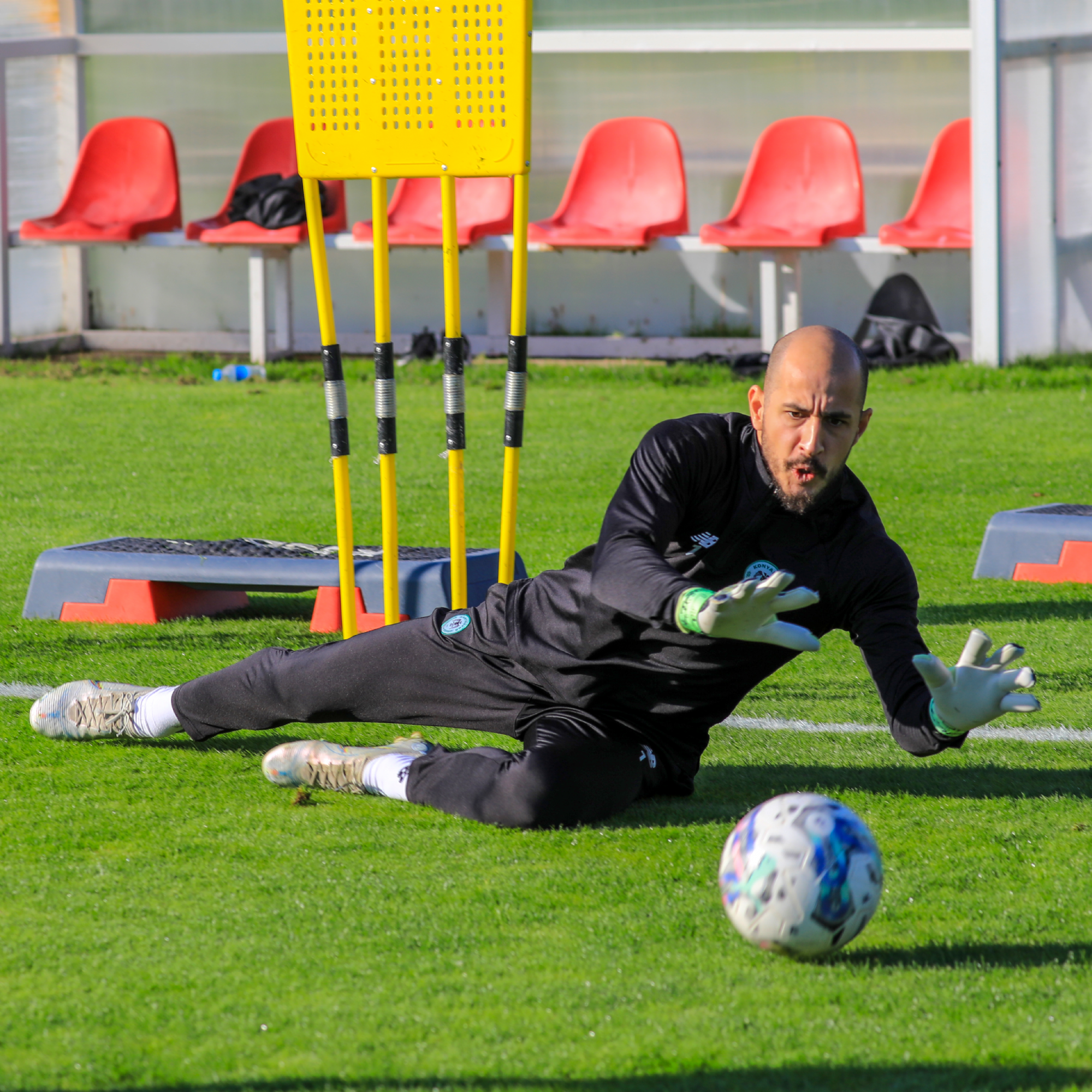 Konyaspor Antalya kampında çalışıyor