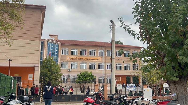 Öğrenciler yeniden dersbaşı yaptı