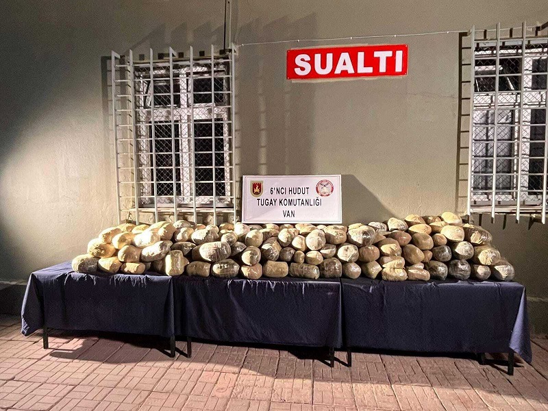 Van'da 412 kilo uyuşturucu ele geçirildi