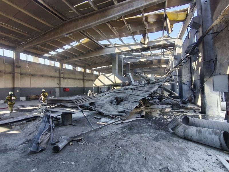 İzmir'de metal fabrikasında patlama