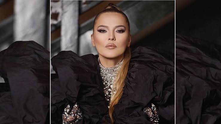Şarkıcı Demet Akalın'dan 'Beyşehir' paylaşımı