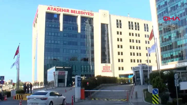Ataşehir Belediyesi'ne operasyon