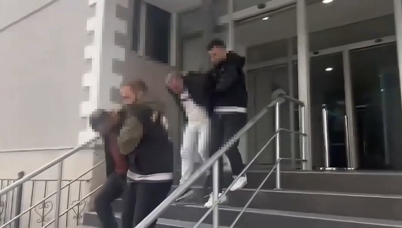 Şehit annesini terör örgütü yalanıyla dolandırdılar