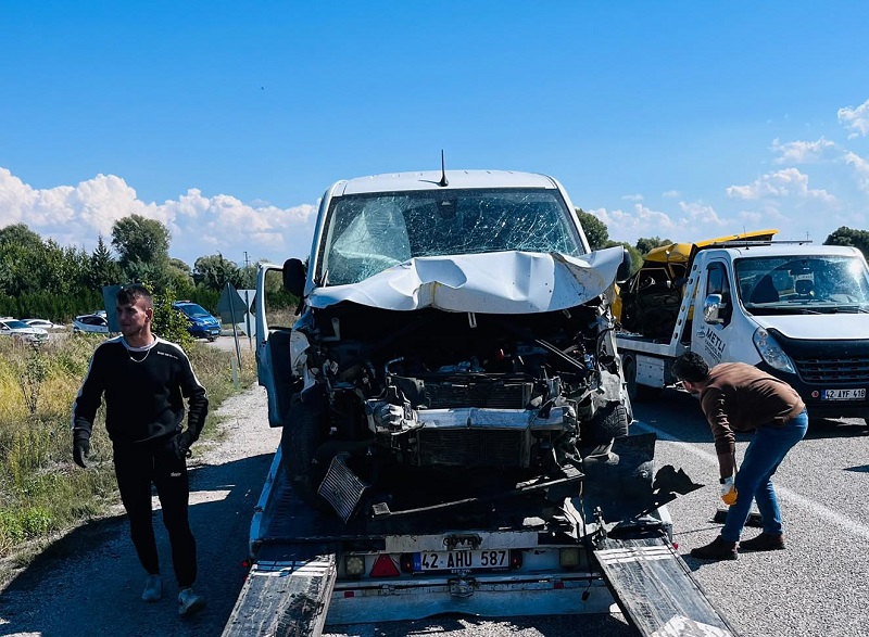 Beyşehir'de feci kaza