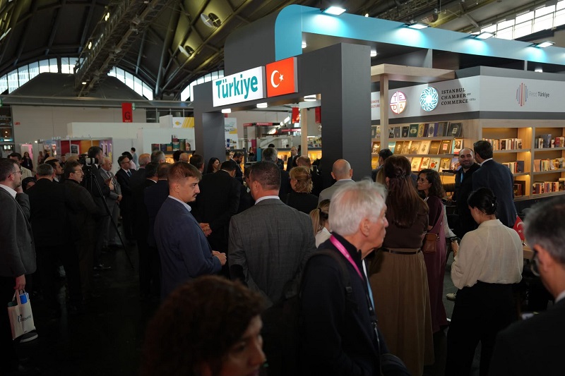 NEÜ Frankfurt Kitap Fuarı’nda
