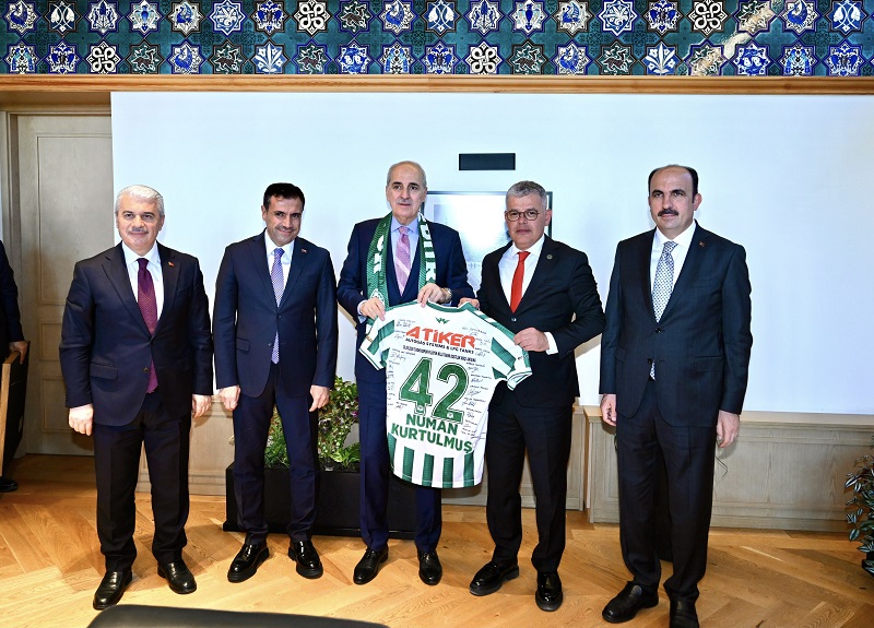Numan Kurtulmuş Başkan Altay'ı ziyaret etti