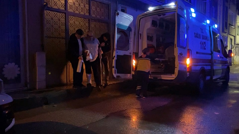 Kullandığı oksijen tüpü alev aldı