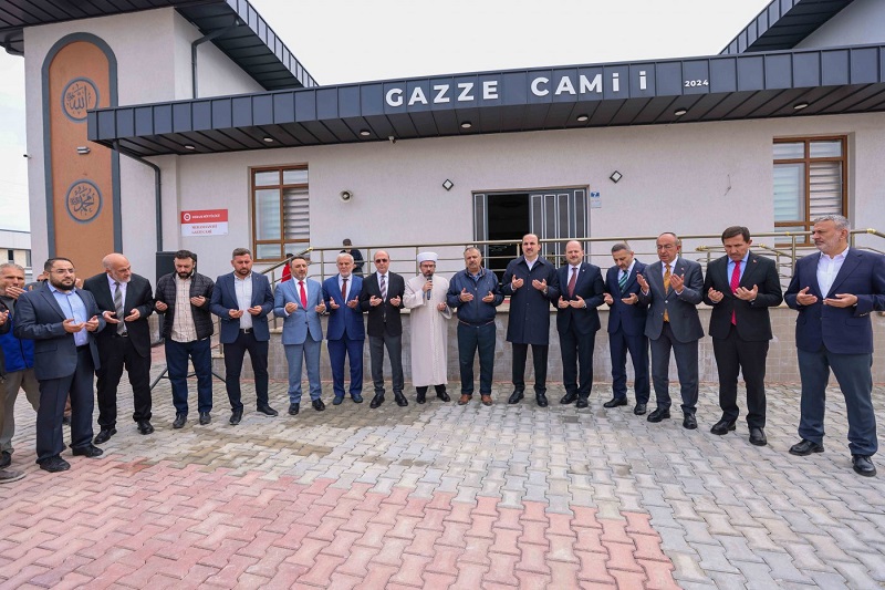 Meram Gazze Camii ibadete açıldı