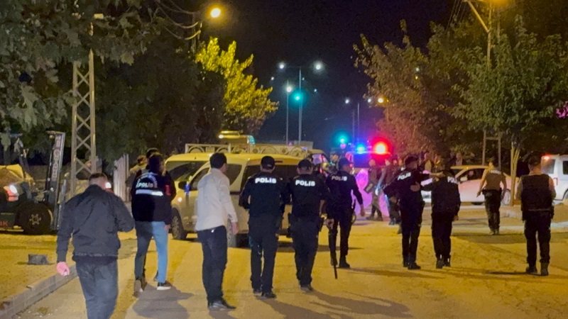 4 kişinin yaralandığı kavgaya ilişkin 17 gözaltı