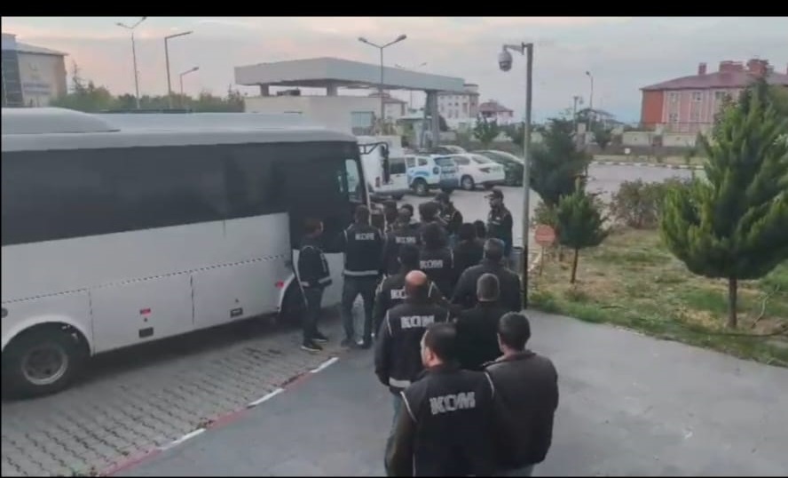 Van'da tefecilik operasyonu; 10 tutuklama