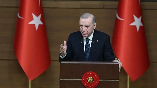 "Bugün büyük bir mücadelenin tam göbeğindeyiz"
