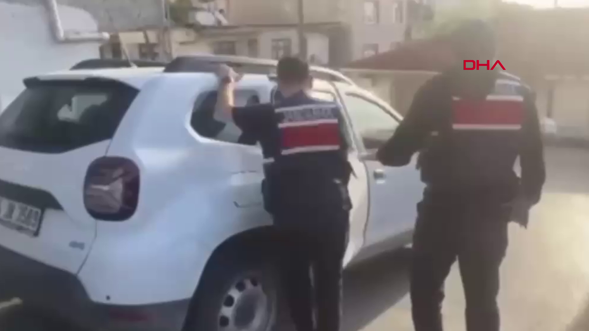 6 ilde DEAŞ’ın finansal ağına operasyon