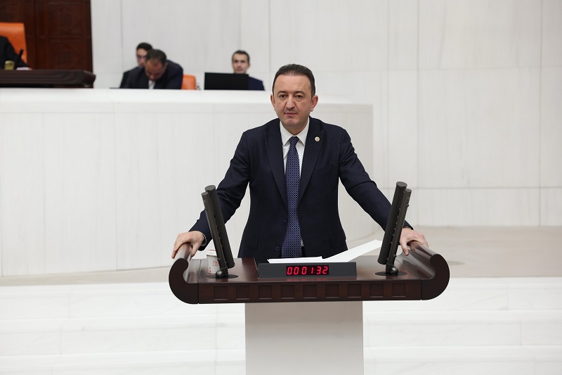 Cumhuriyet toplumumuzu bir araya getiren güçlü bir harçtır