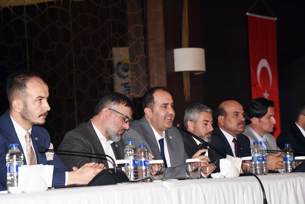Belediye şirket işçileri ve KİT çalışanları kadro istiyor