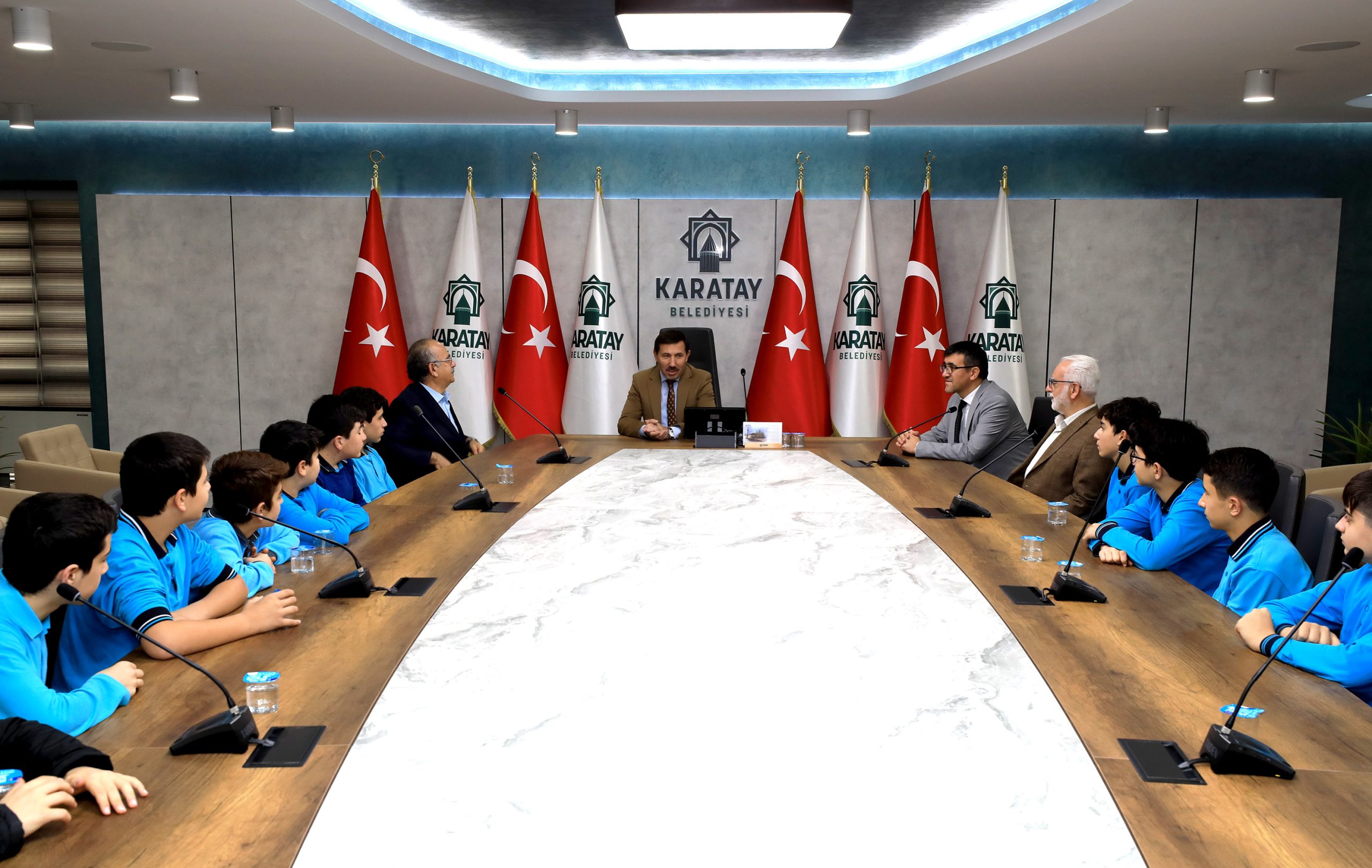 Başkan Kılca öğrencileri ağırladı