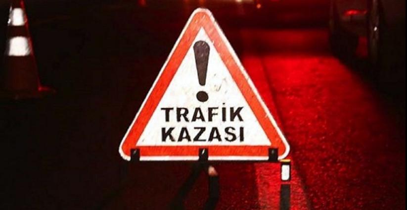 Minibüsle otomobil çarpıştı: 7 yaralı