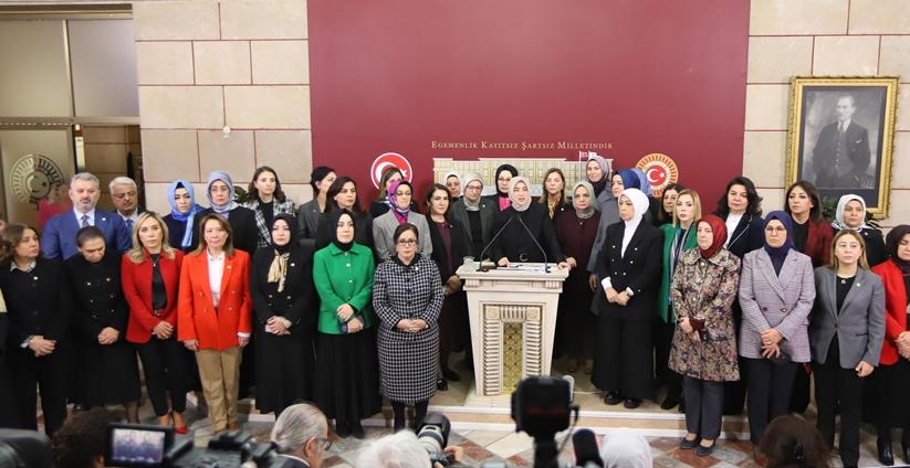 Başörtüsüne yönelik Anayasa değişikliği teklifi TBMM'ye sunuldu