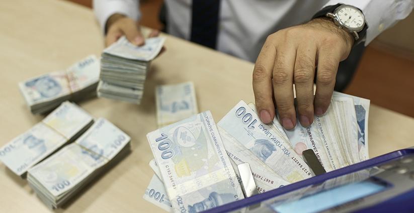 Gözler yeni asgari ücret rakamlarında