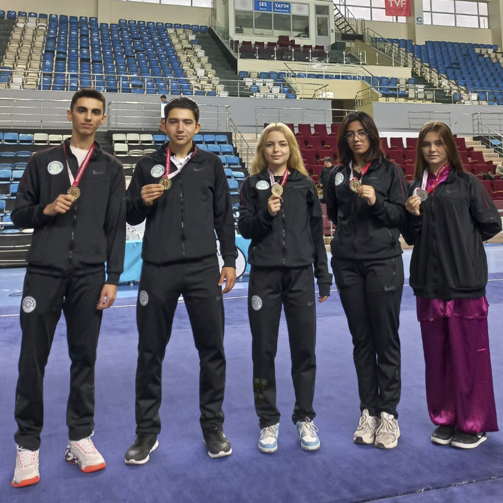 Meram Belediyespor'lu wushuculardan 5 madalya