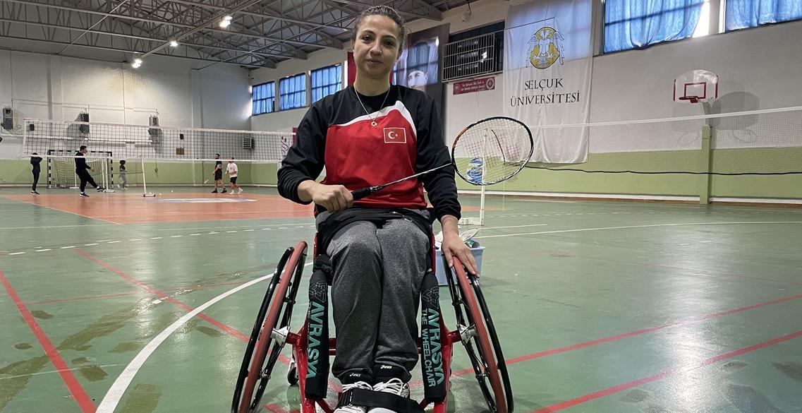 Para badmintoncu Emine Seçkin'in gözü zirvede