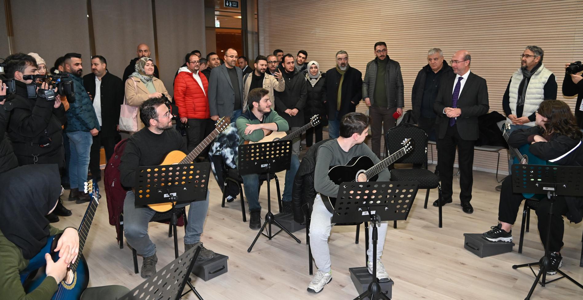 Pekyatırmacı:"Kültür ve sanata da en güçlü desteği veriyoruz"