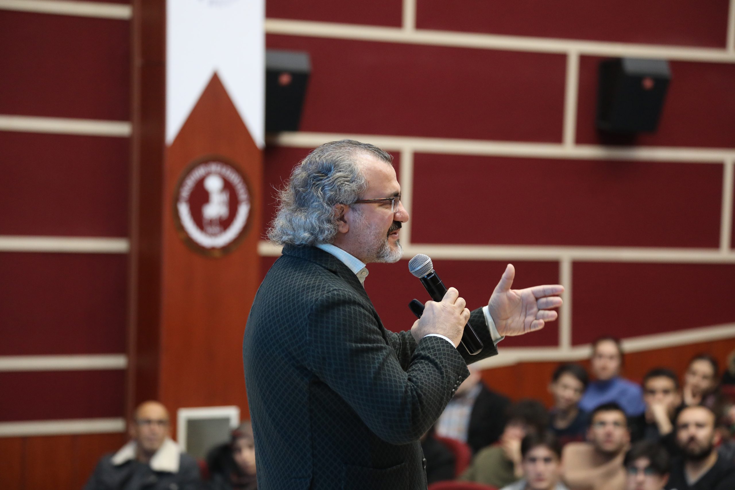 Şehir Konferansları ilçelerde devam ediyor