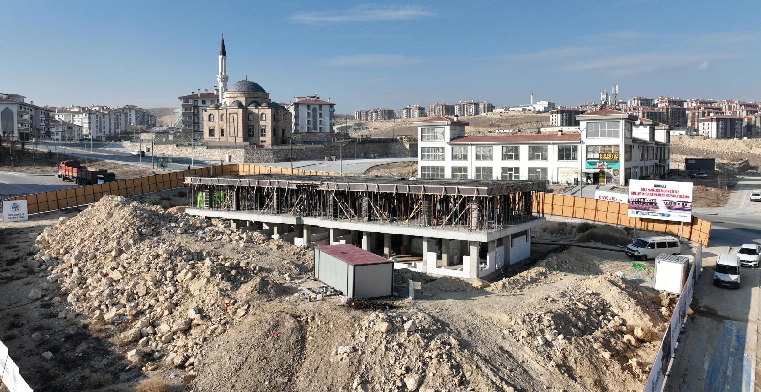 Ardıçlı Sağlık ve Sosyal tesisinin yapımı sürüyor