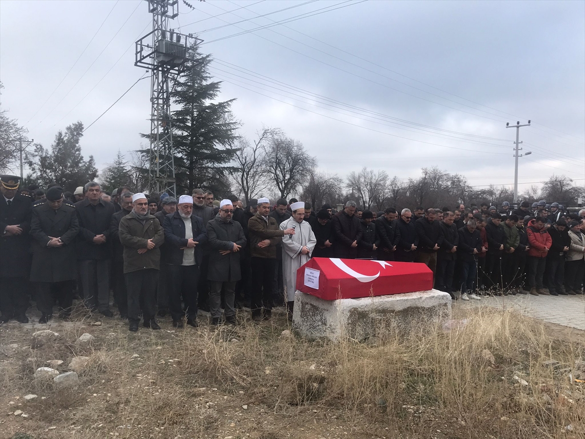 Kazada hayatını kaybeden uzman çavuş defnedildi