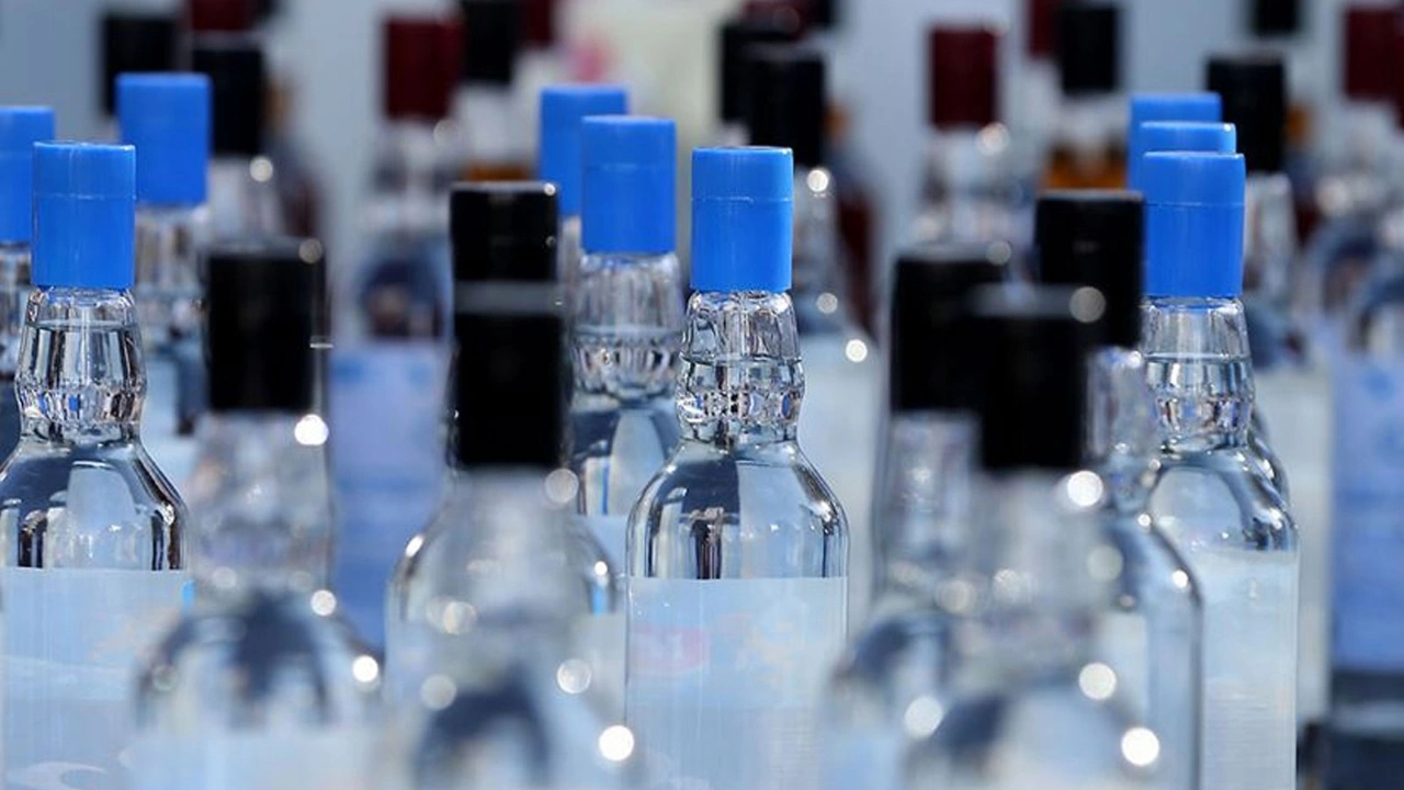 Seydişehir'de 12 litre sahte içki yakalandı