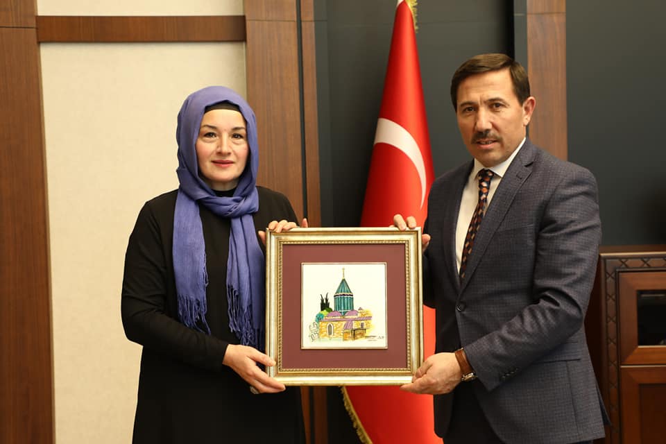 Başkan Kılca'ya plaket