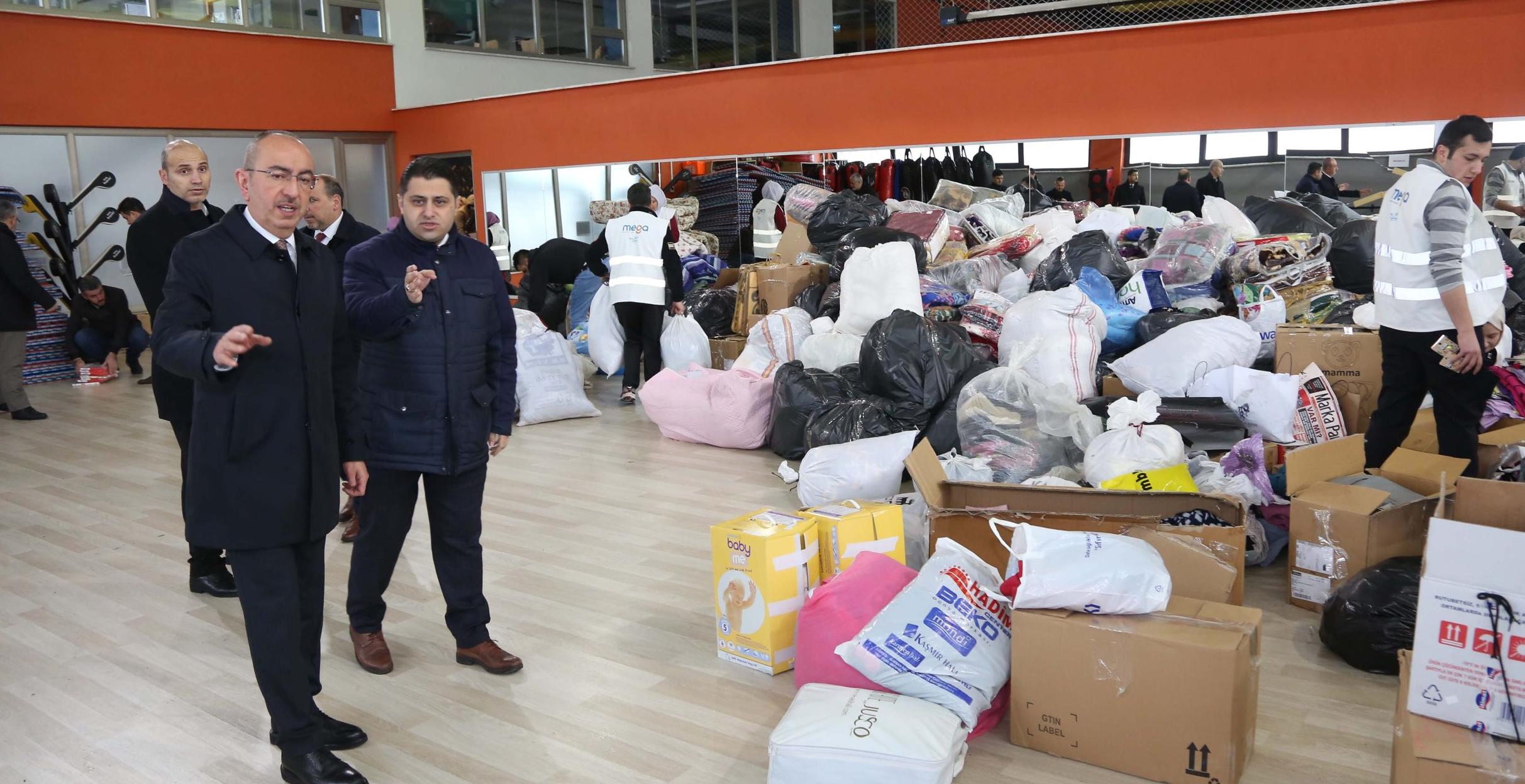 Konya, depremzedeler için tek yürek oldu