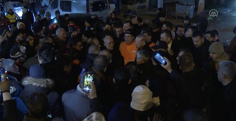Cumhurbaşkanı Erdoğan, İskenderun ve Adana'da incelemelerde bulundu