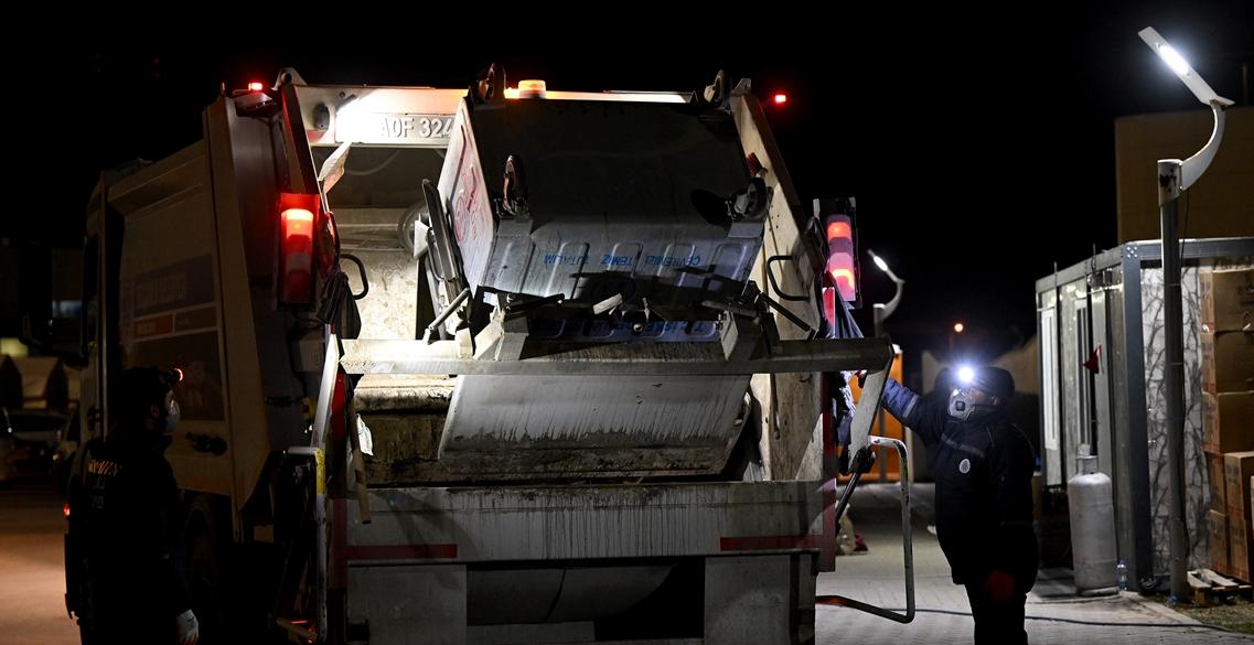 Selçuklu Belediyesi ekibi deprem bölgesinde aralıksız çalışıyor
