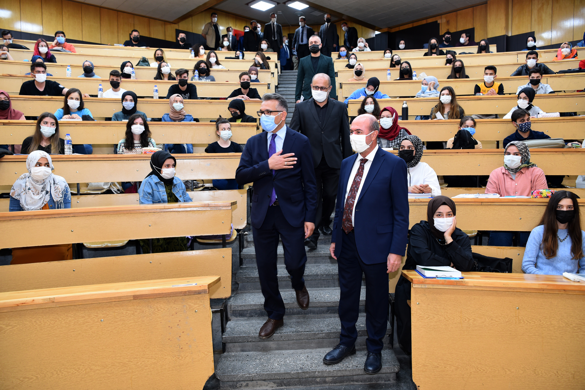 Başkan Pekyatırmacı üniversitede derse katıldı