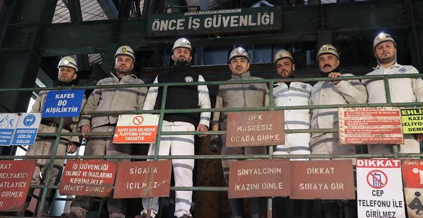 Enkaz altından onlarca kişiyi sağ çıkardılar