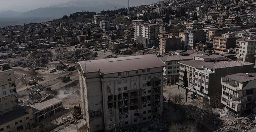 Kahramanmaraş merkezli depremlerde 44 bin 218 kişi hayatını kaybetti