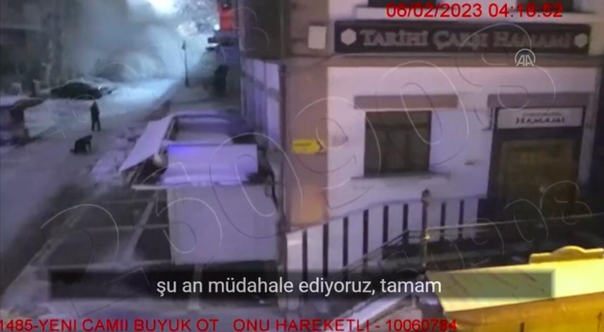 Malatya'da depremin ilk anları itfaiye telsizinde