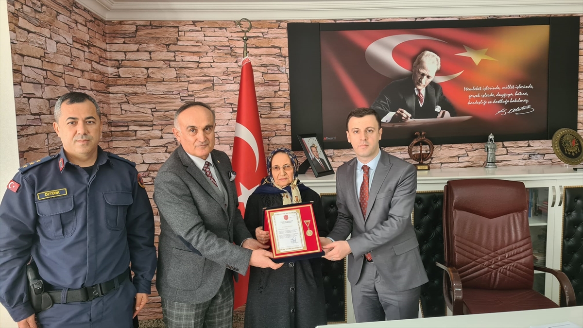 Türk Silahlı Kuvvetlerini Güçlendirme Vakfına ev bağışladı