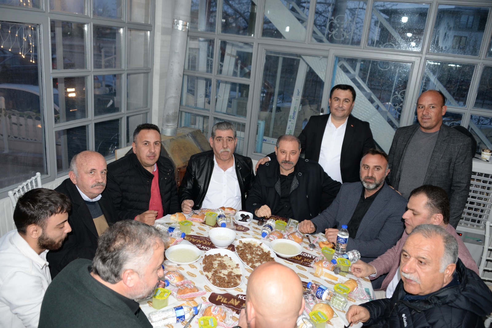 Tenekeciler odası, iftar yemeğinde buluşturdu